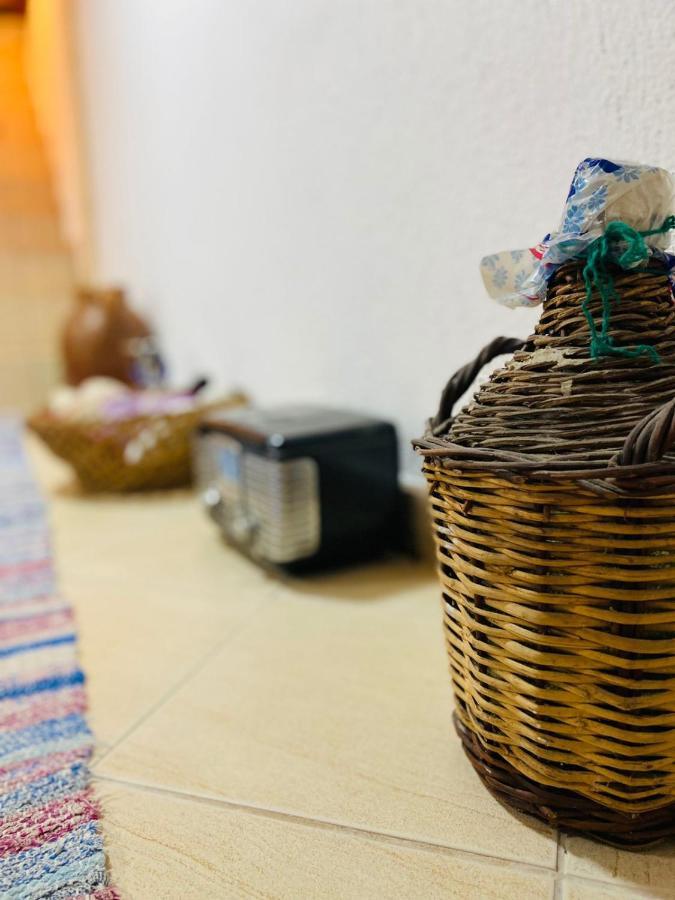 "Mani Guest House" จีโรคาสเตอร์ ภายนอก รูปภาพ