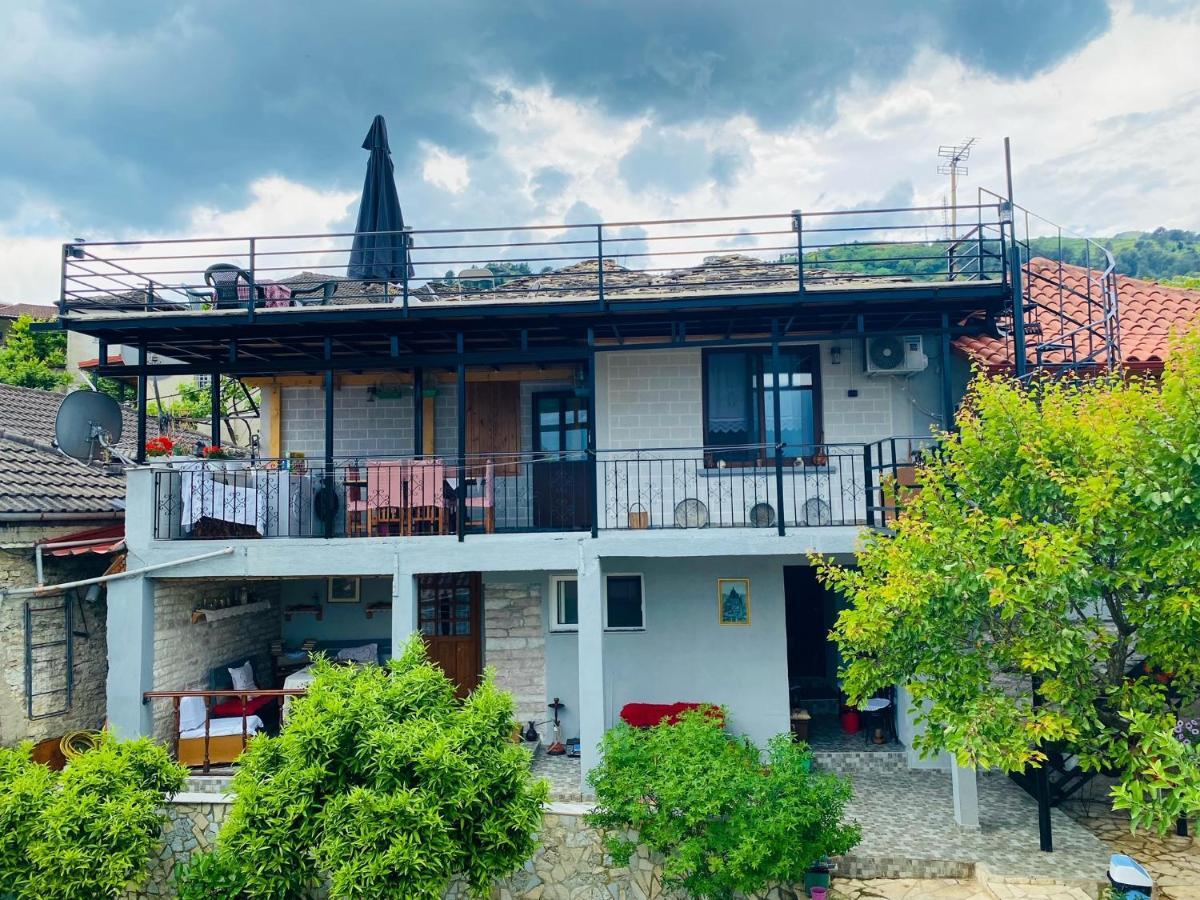 "Mani Guest House" จีโรคาสเตอร์ ภายนอก รูปภาพ