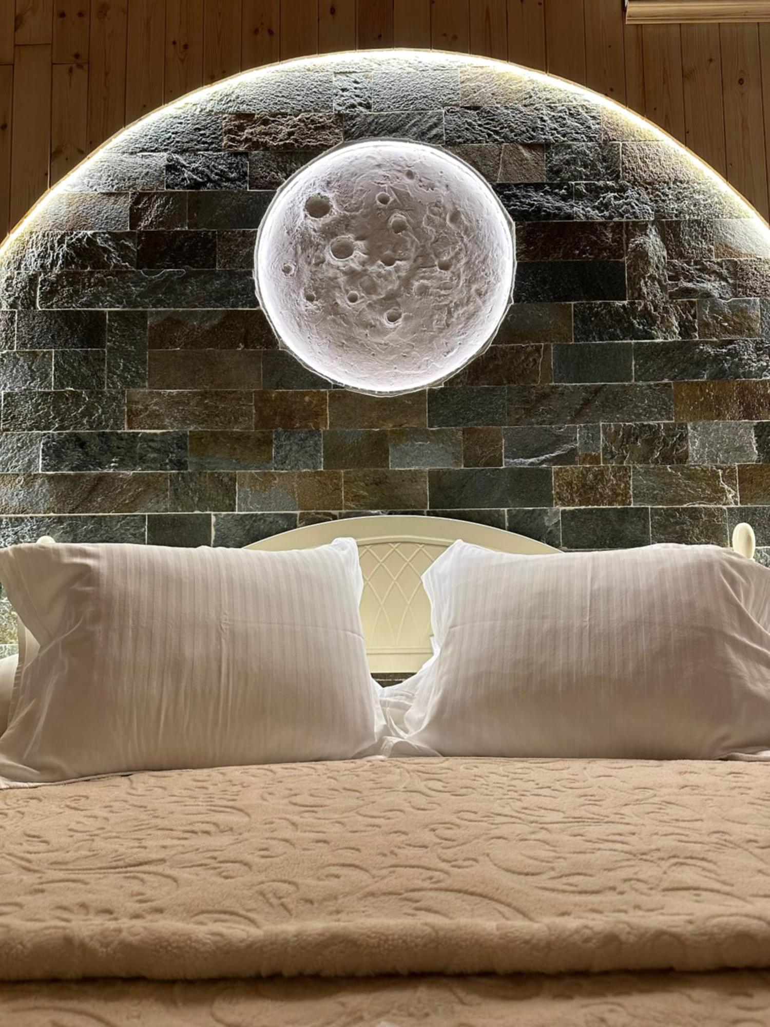 "Mani Guest House" จีโรคาสเตอร์ ภายนอก รูปภาพ